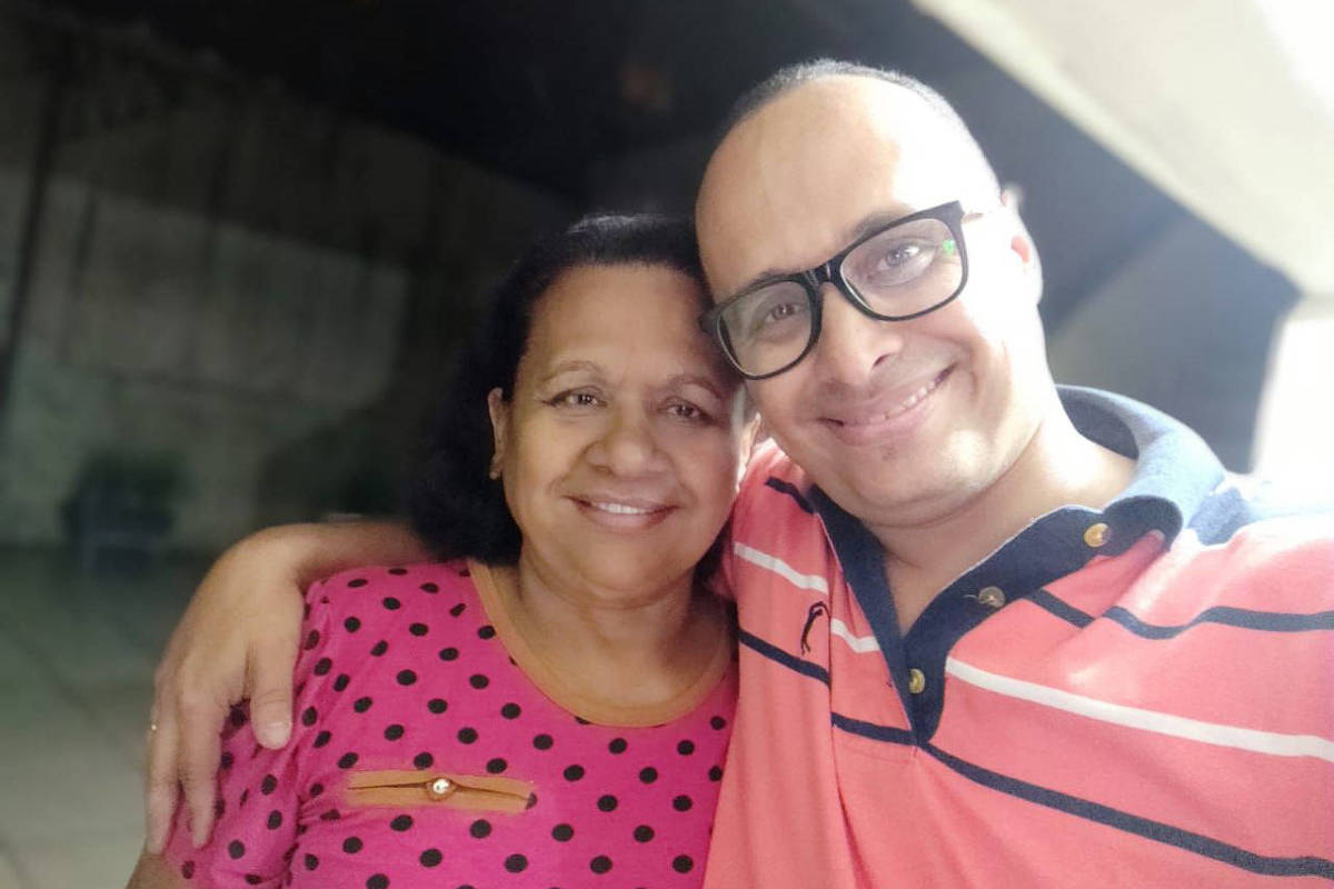  Famílias fazem vaquinhas para pagar dívidas após internações por Covid